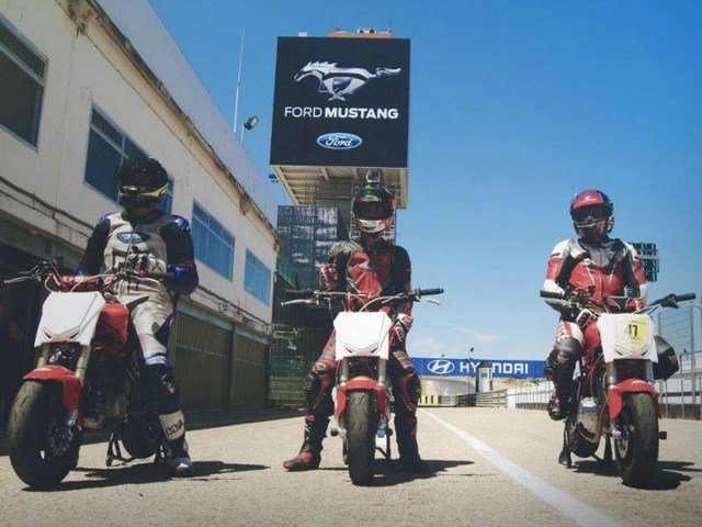 en pit de frente jarama en pit de frente jarama