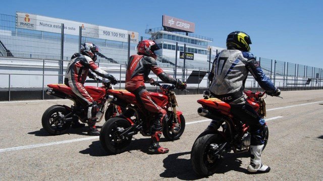 en pit jarama en pit jarama