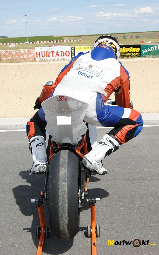 curva emergencia cuerpo vasculando detrás curva emergencia cuerpo vasculando detrás