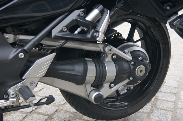 kawasaki gtr 1400 inclina frente kawasaki gtr 1400 cardan
