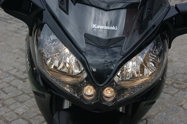 kawasaki gtr 1400 luces kawasaki gtr 1400 luces