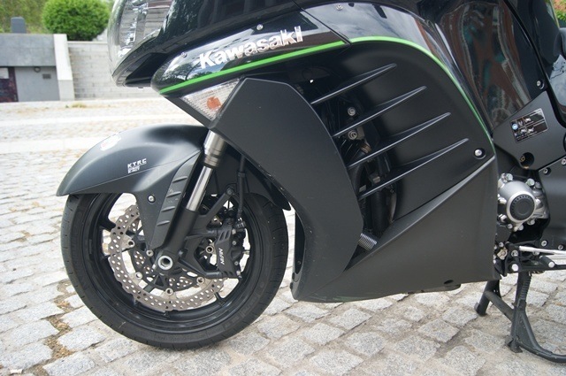 kawasaki gtr 1400 freno delante kawasaki gtr 1400 freno delante