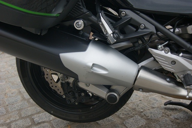 kawasaki gtr 1400 freno trasero kawasaki gtr 1400 freno trasero