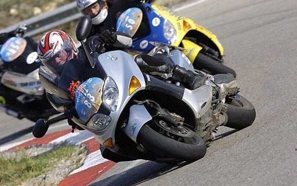 El sindrome Tmax MOTO TOUR El sindrome Tmax MOTO TOUR