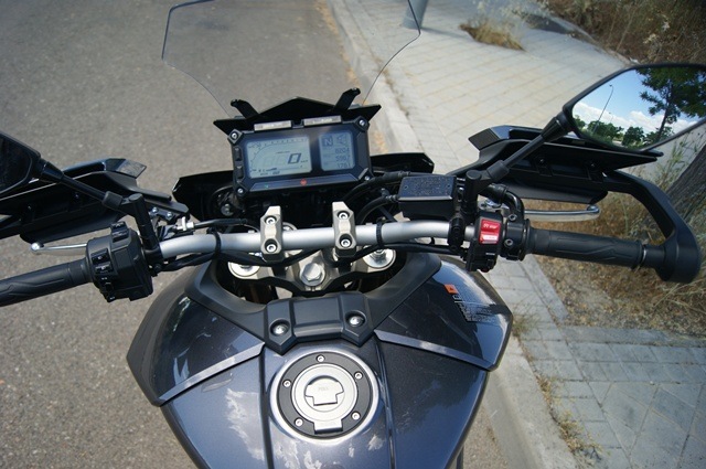 Yamaha MT 09 Tracer ergonomía