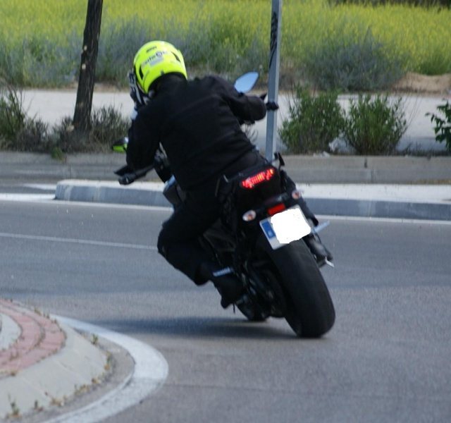 yamaha-mt-09-tracer detras