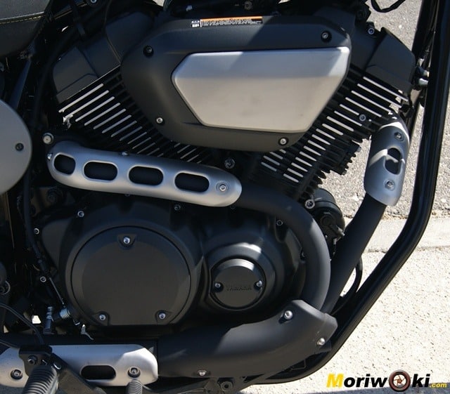 Yamaha XV 950 60 Aniversario motor escape