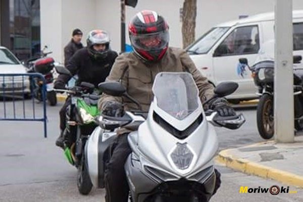 Chaqueta Ermes Tucano Urbano prueba ultra fondo MV Agusta Turismo Veloce