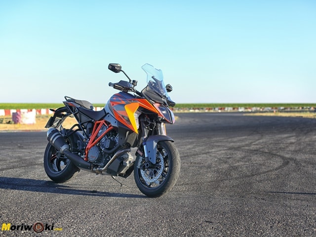 Prueba KTM 1290 Super Duke GT expuesta