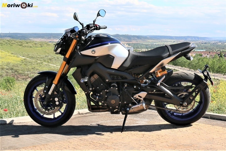 Prueba Yamaha MT-09 SP estática Prueba Yamaha MT-09 SP estática