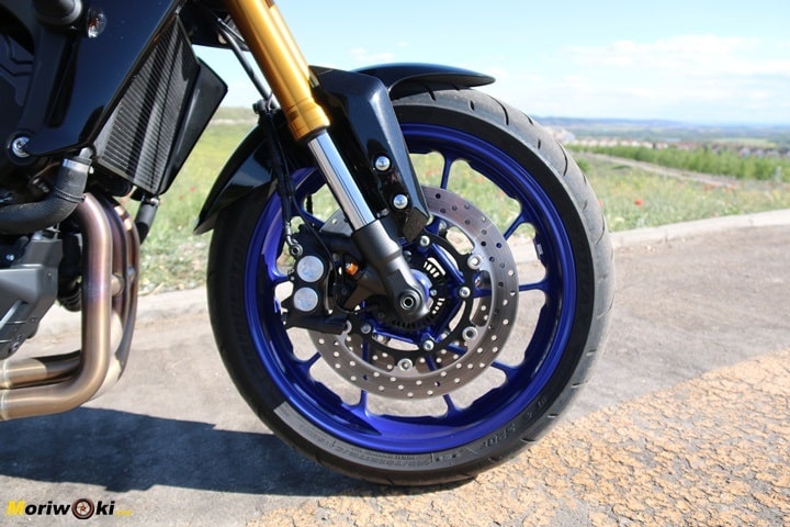 Prueba Yamaha MT-09 SP freno Prueba Yamaha MT-09 SP freno
