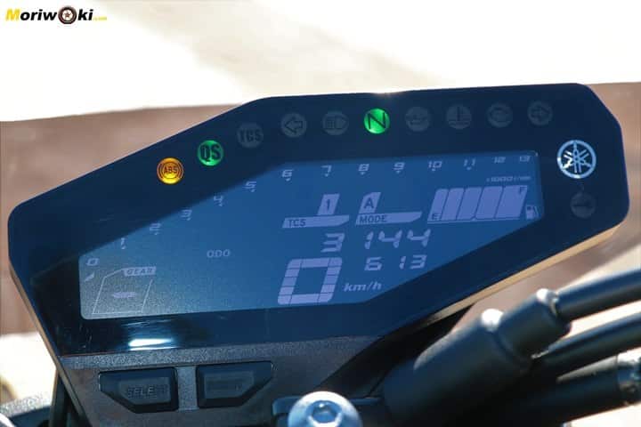 Prueba Yamaha MT-09 SP display Prueba Yamaha MT-09 SP display