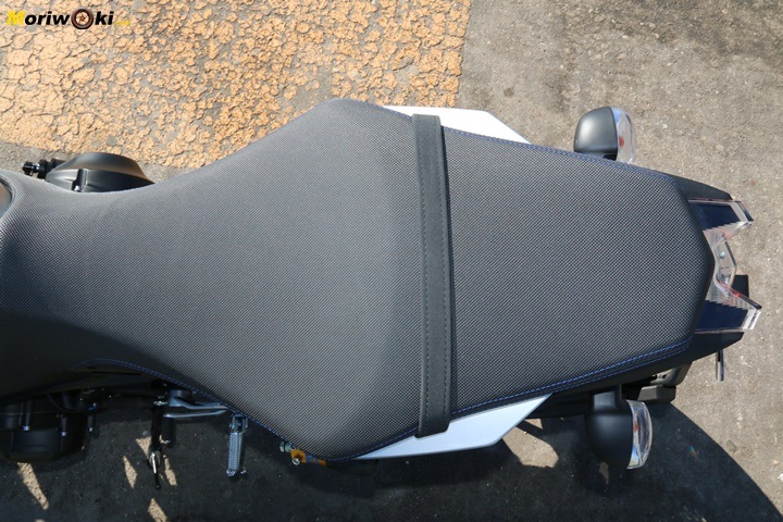 Prueba Yamaha MT-09 SP asiento Prueba Yamaha MT-09 SP asiento