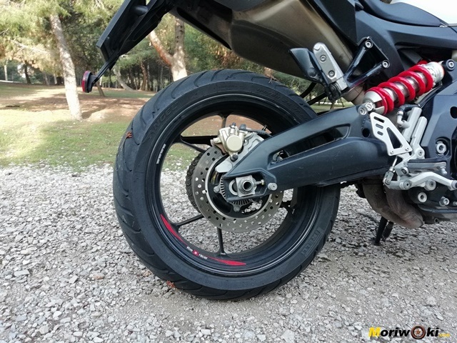 Aprilia Shiver 900 prueba disco trasero Aprilia Shiver 900 prueba disco trasero