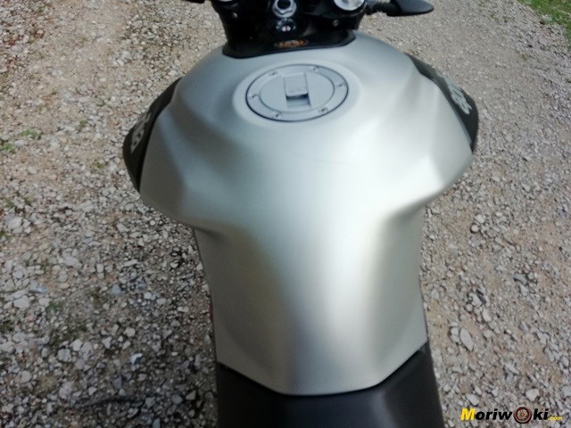 Aprilia Shiver 900 prueba depósito Aprilia Shiver 900 prueba depósito