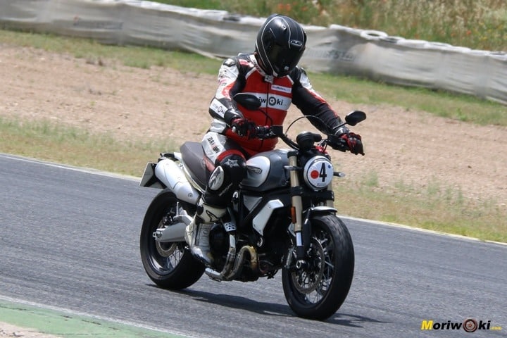 Ducati Scrambler 1100 Special Prueba detalle