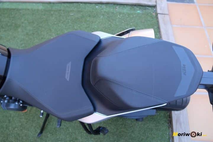 Prueba KTM 790 Duke asiento Prueba KTM 790 Duke asiento