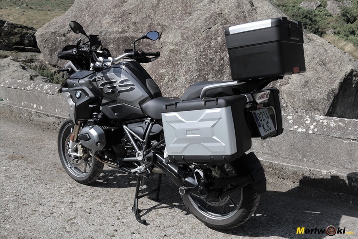 La BMW R1200GS, una de las trail más cómodas. La BMW R1200GS, una de las trail más cómodas.