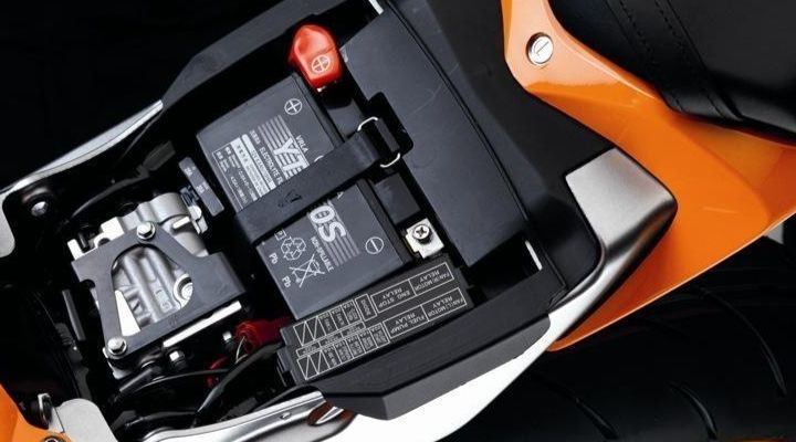 Instalar batería nueva de moto