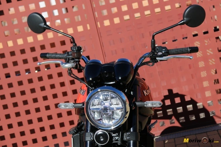 La belleza que exhibe el frontal de la Kawasaki Z900RS La belleza que exhibe el frontal de la Kawasaki Z900RS