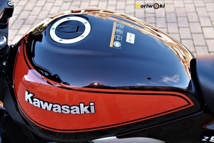 Depósito con panza y forma de lágrima de la Kawasaki Z900RS Depósito con panza y forma de lágrima de la Kawasaki Z900RS