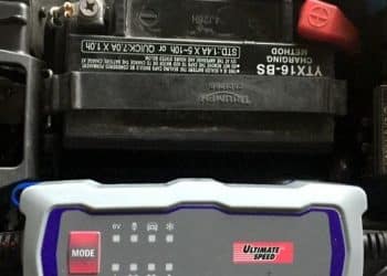 como cargar una bateria de moto
