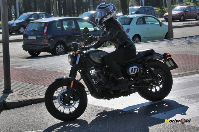 Hyosung Aquila GV 125S posición