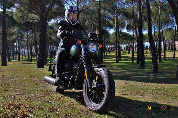 Hyosung Aquila GV 125S a punto de arrancar