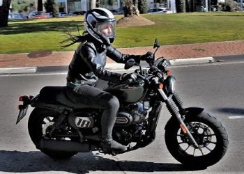 Hyosung Aquila GV 125S prueba