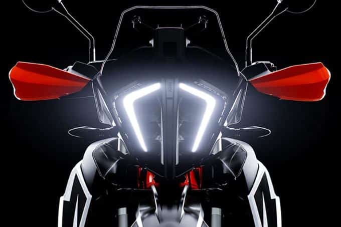 La luz de la KTM 790 Adventure La luz de la KTM 790 Adventure