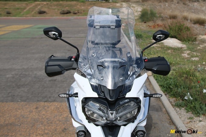 La Triumph Tiger 1200 XCA ofrece una gran protección La Triumph Tiger 1200 XCA ofrece una gran protección