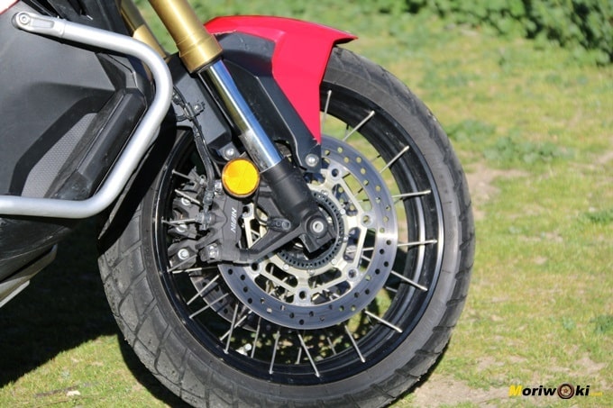 Defensas y horquilla invertida del Honda X-ADV