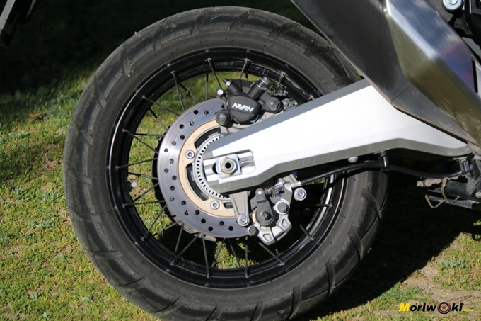 Basculante del Honda X-ADV 