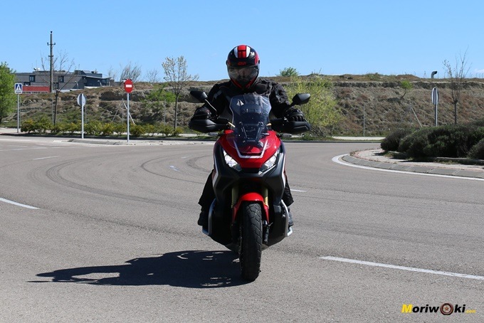 Llegando con el Honda X_ADV 