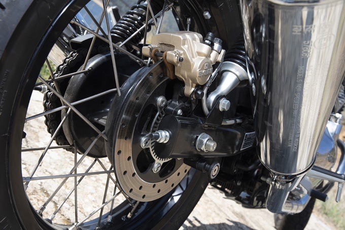 Disco de freno trasero de la Royal Enfield Continental GT 650. Disco de freno trasero de la Royal Enfield Continental GT 650.