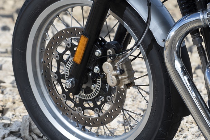 Freno delantero de la Royal Enfield Interceptor 650 Freno delantero de la Royal Enfield Interceptor 650