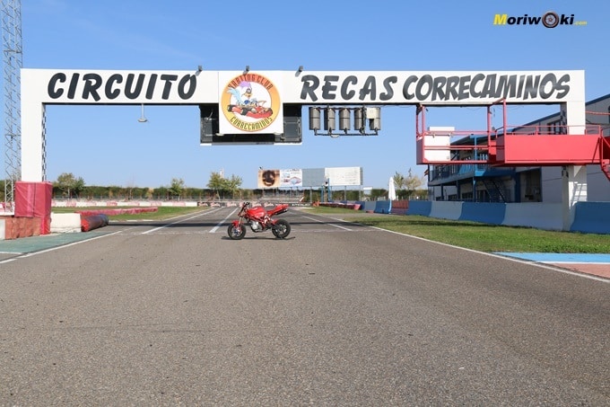 Recta Correcaminos. Circuitos Pit Bikes Zona Centro. Recta Correcaminos. Circuitos Pit Bikes Zona Centro.