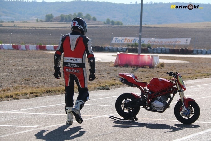 En Ocaña. Circuitos Pit Bikes Zona Centro. En Ocaña. Circuitos Pit Bikes Zona Centro.