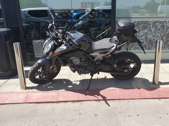 Nuestro test de temperaturas de neumáticos de moto durante el tránsito por la autopista. Nuestro test de temperaturas de neumáticos de moto durante el tránsito por la autopista.