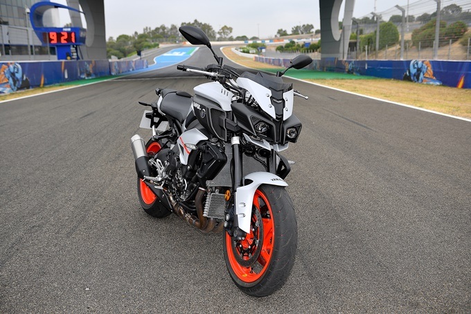La imponente planta de la Yamaha MT-10