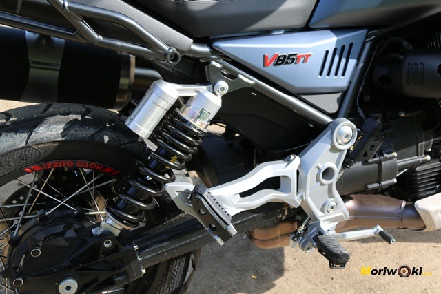 El monoamortiguador de la Guzzi V85 TT. El monoamortiguador de la Guzzi V85 TT.