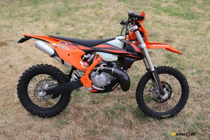 Objetivo Enduro +100, con la KTM 300 EXC TPI. Objetivo Enduro +100, con la KTM 300 EXC TPI.