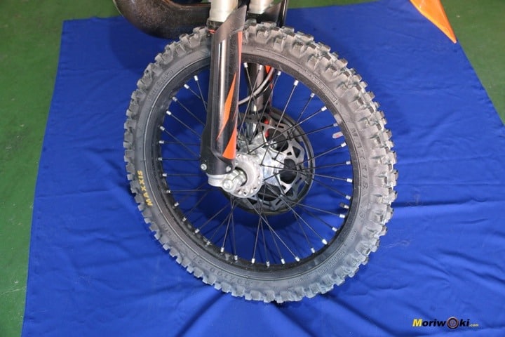 Enduro Ecológico delantero en Tipos de neumáticos Enduro Ecológico delantero en Tipos de neumáticos