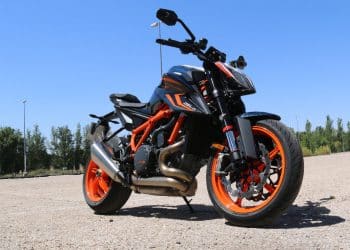 Prueba KTM 1290 Super Duke R 2022 Planta