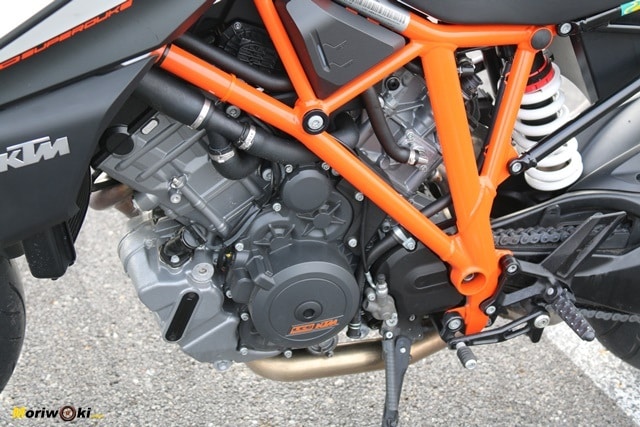 El chasis multitubular en la Prueba KTM 1290 Super Duke R.