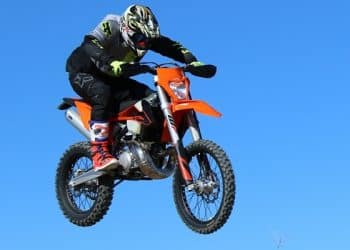 Prueba KTM EXC 300 TPI 2020. Portada