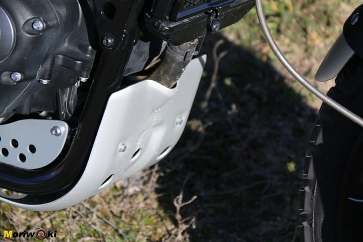 Salvacárter acorazado para los bajos de la Triumph Scrambler 1200 XE. Salvacárter acorazado para los bajos de la Triumph Scrambler 1200 XE.