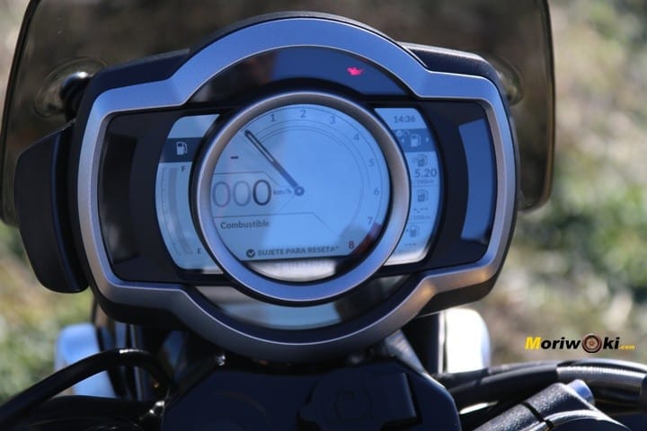 Instrumentación de la Triumph Scrambler 1200 XE. Instrumentación de la Triumph Scrambler 1200 XE.