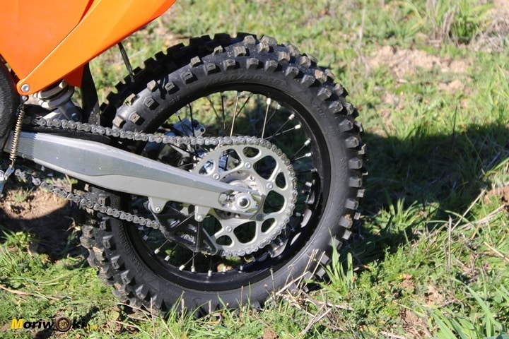 Nuevo basculante de la KTM EXC 450 2020. Nuevo basculante de la KTM EXC 450 2020.