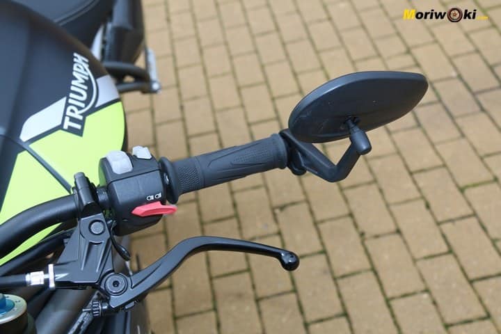 Prueba Triumph Speed Triple 1050 RS. Maneta de embrague. Prueba Triumph Speed Triple 1050 RS. Maneta de embrague.